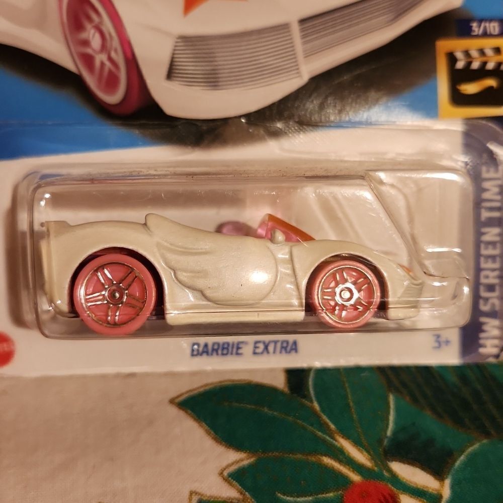 Barbie Extra 2021 Hot Wheels Car NIP